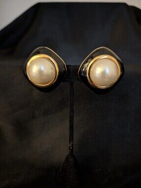 #70. Vintage Ciner Large Pearl And Enamel Clip Earrings